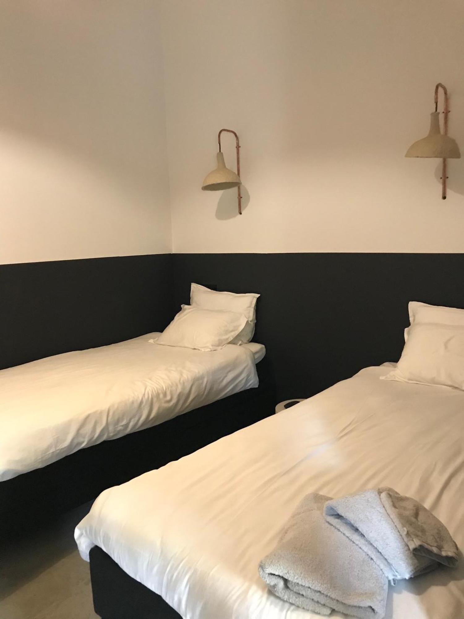 克拉亨堡Bed En Brood In De Kapschuur - Boerderij De Zuiderkrib住宿加早餐旅馆 外观 照片