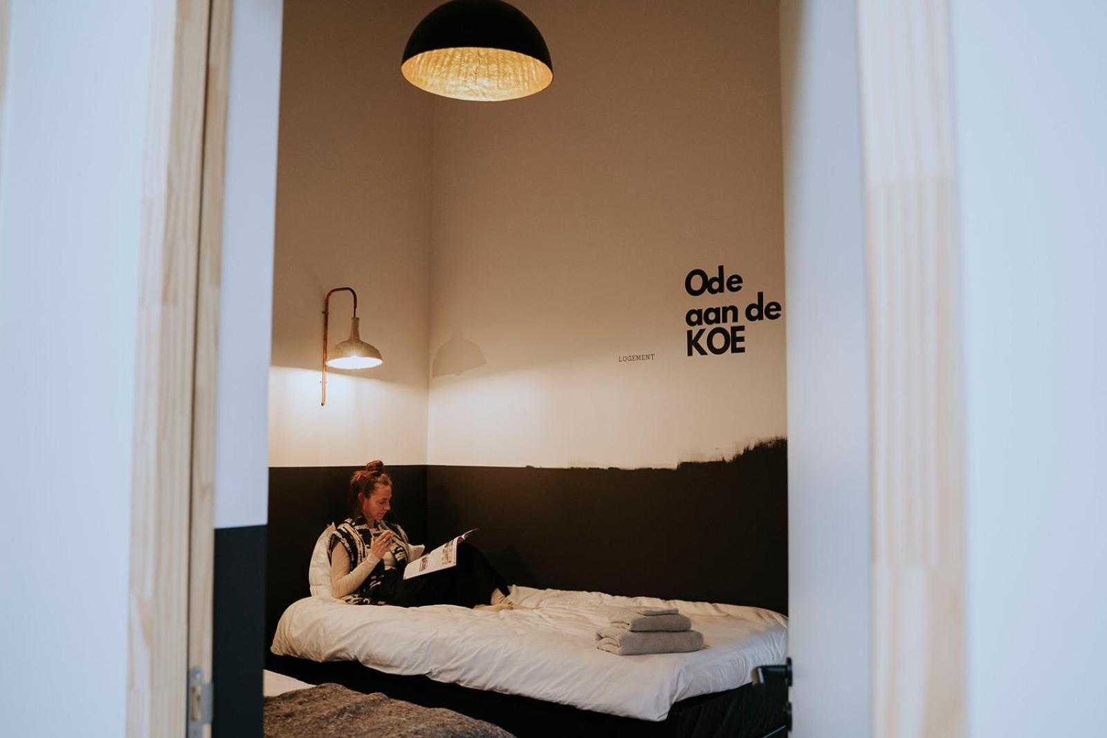 克拉亨堡Bed En Brood In De Kapschuur - Boerderij De Zuiderkrib住宿加早餐旅馆 外观 照片