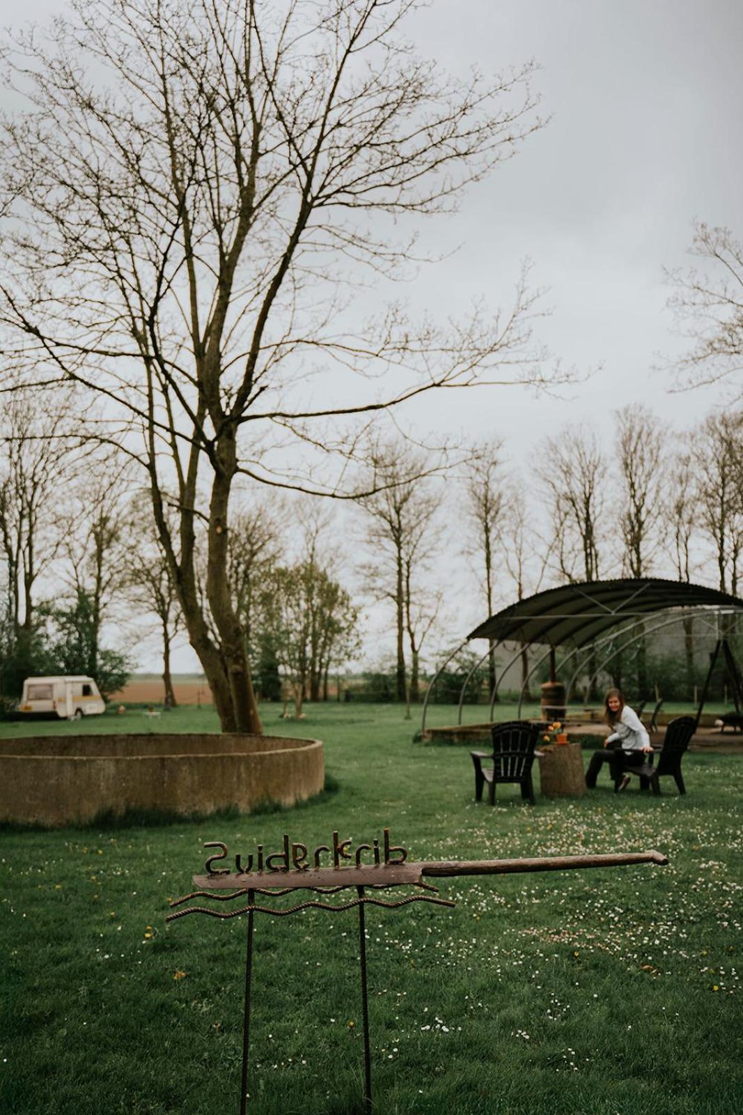 克拉亨堡Bed En Brood In De Kapschuur - Boerderij De Zuiderkrib住宿加早餐旅馆 外观 照片