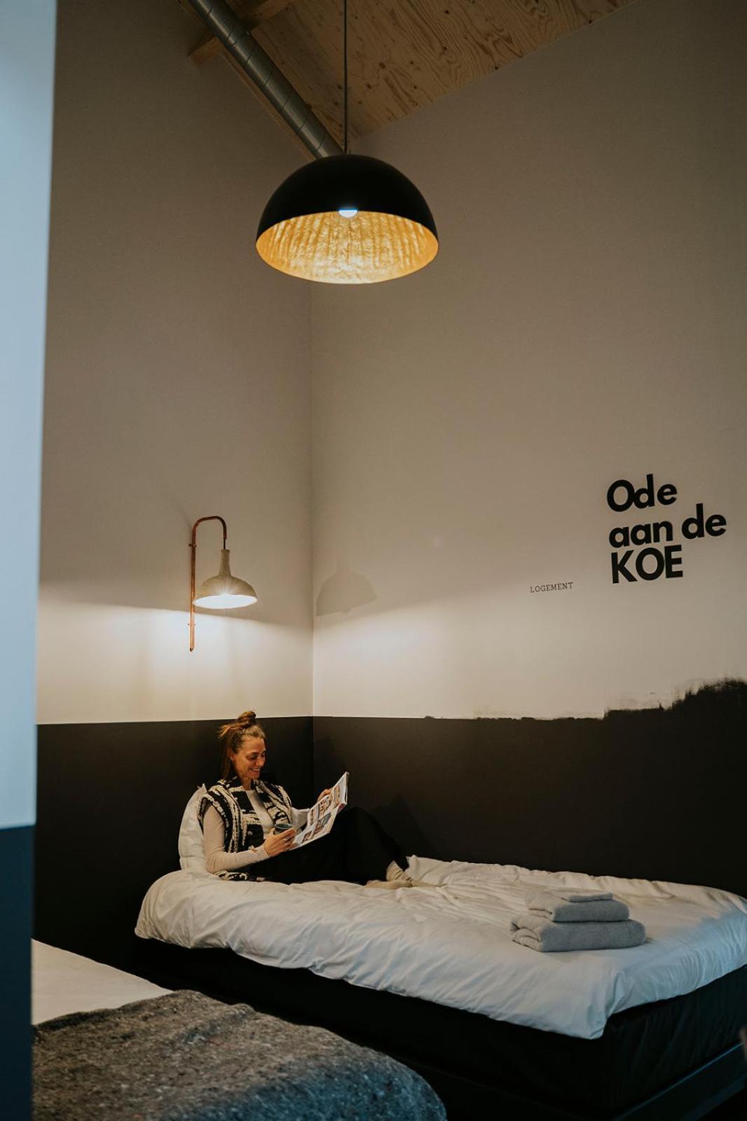 克拉亨堡Bed En Brood In De Kapschuur - Boerderij De Zuiderkrib住宿加早餐旅馆 外观 照片