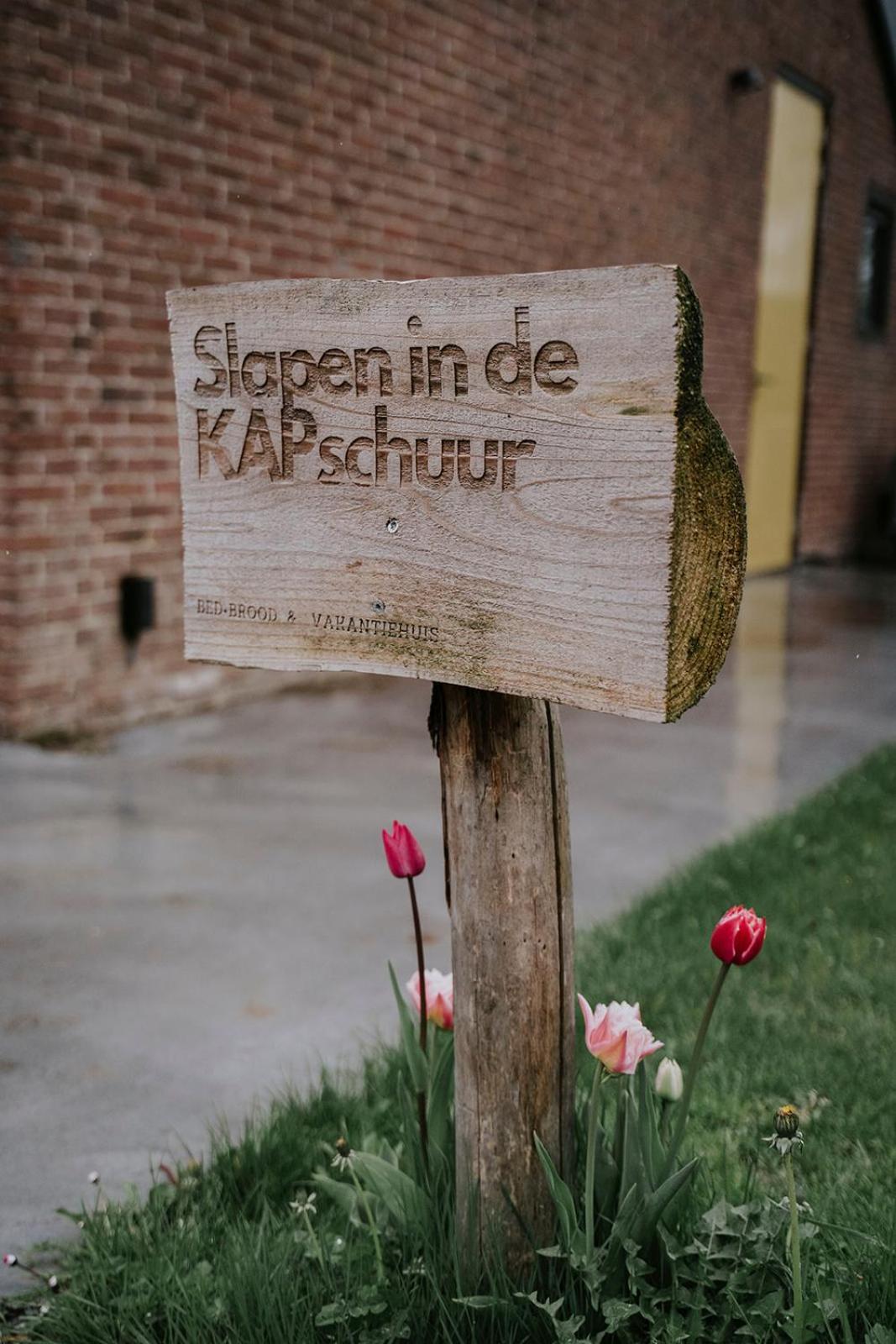 克拉亨堡Bed En Brood In De Kapschuur - Boerderij De Zuiderkrib住宿加早餐旅馆 外观 照片